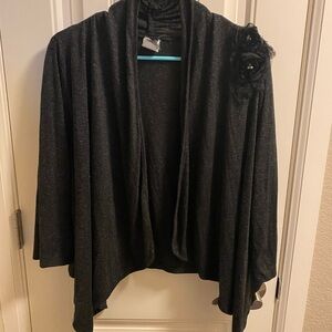 Wrapper Cardigan L Gray Open Front Knit Top 3/4 Sleeve Flower Decoration